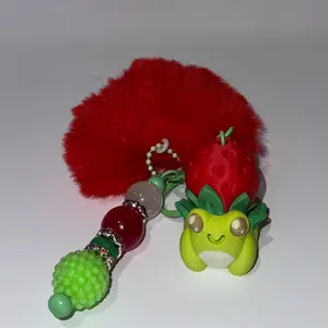 Strawberry Frog Clicker Beaded Keychain