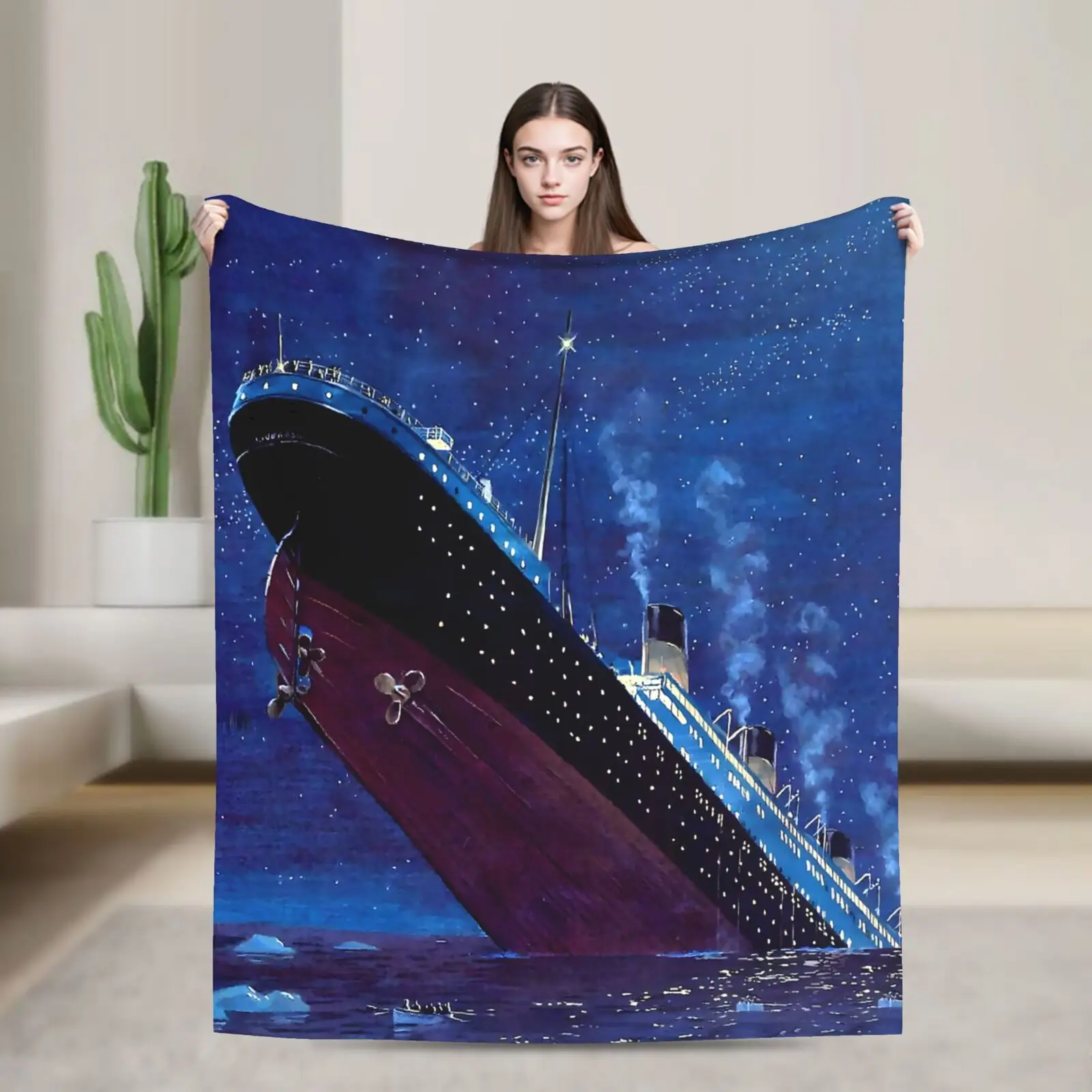 Ship Sinking Movie Fleece Blanket, Vintage Ocean Voyage Cruise Ship Print Lightweight Throw Blanket Soft Cozy Bedroom Couch Sofa Blanket Men Women Adu