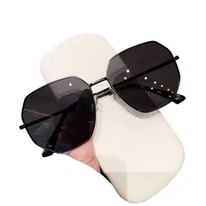 European and American Sunglasses High-end Sun Protection Sunglasses for Women Summer Polygonal UV Protection Sunshade Glasses New Fashion vintage men fashionable frame cat eye full color eyewear accessory gafas lectura leopard print balanced style outfit
