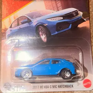 Matchbox 2017 Honda Civic Hatchback Diecast Model Car Blue Color Collectible Toy for Kids Ages 3+