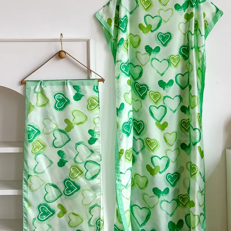 Elegant Heart Print Long Robe & Shawl Set, Moomoo Dress & Headscarf for Women, Beach Sun Protection Two-Piece Set, Beach Coverup, Beach Cover Ups