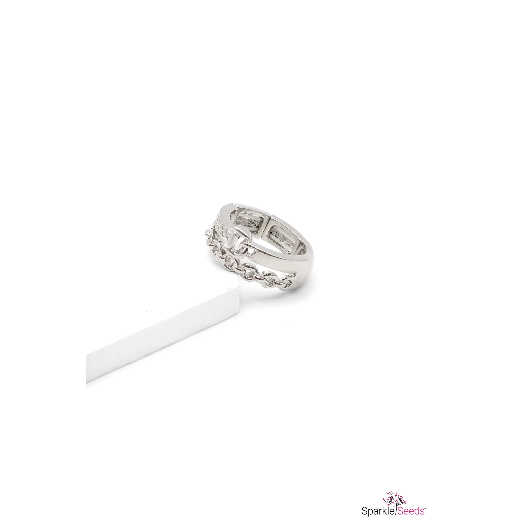 Trendy Silver-Tone Ring for Women, Modern Stretch Band with Chain Detail, Adjustable Stackable Minimalist Jewelry, Exquisite Trendy Ring