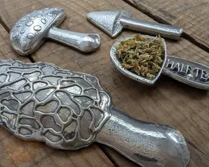 Mushroom Measuring Spoons, Pewter Spoons, Set of Four theRoosfoos