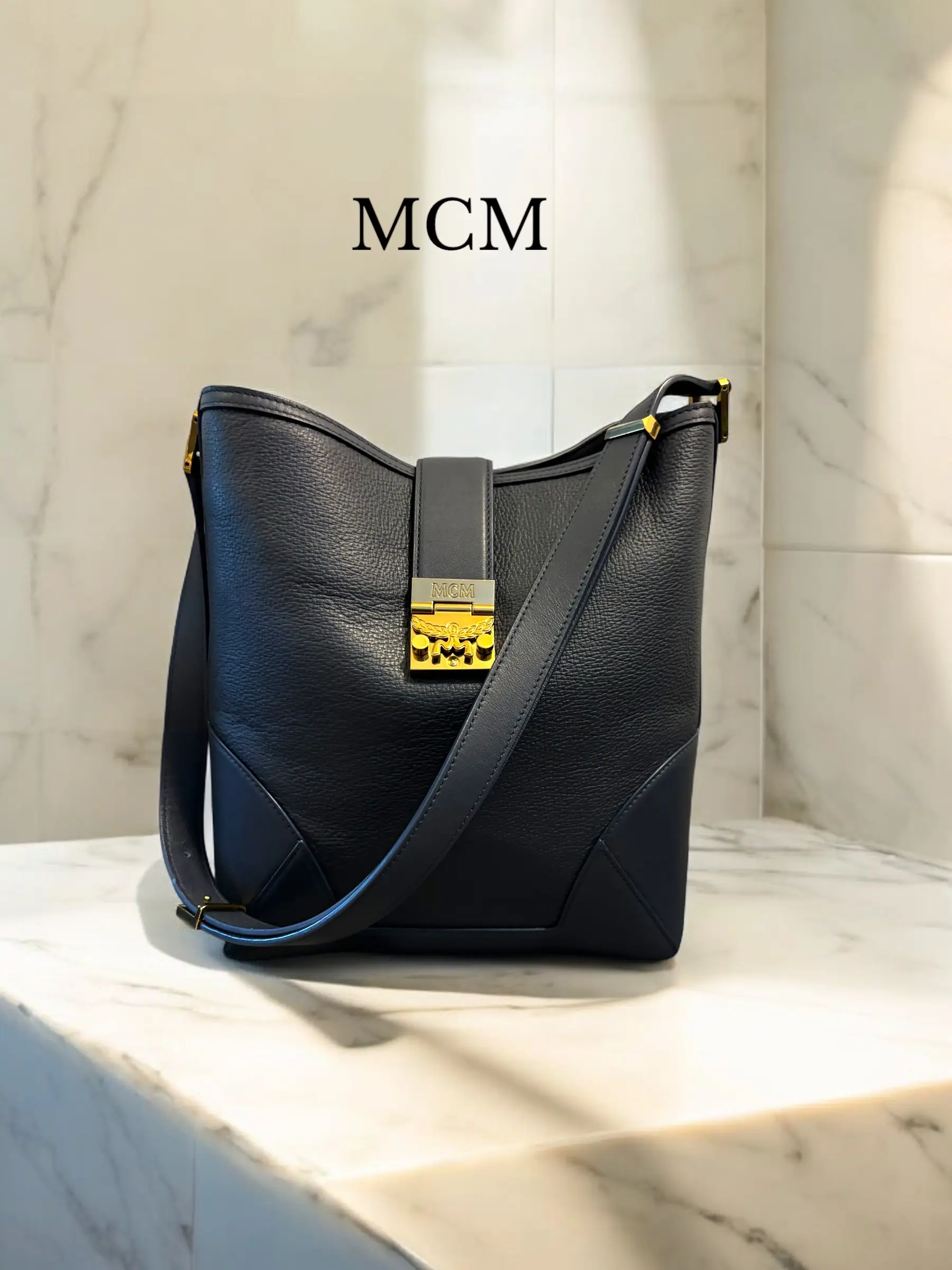 Pre-owned MCM Leather Shoulder Bags Calfskin Claudia Crossbody Bag True Navy