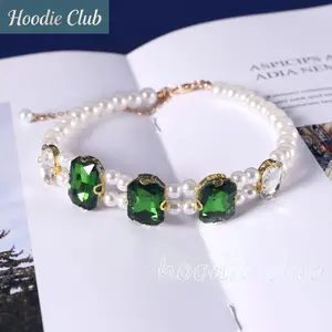 Pearl Cat Collar with Rhinestone Pendant, Adjustable Pet Necklace for Cats, Lightweight Sparkling Pet Jewelry Accessory, Cute Dress-Up Collar for Daily Wear & Photos, Gift for Pet Lovers