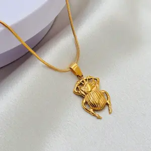 Beetle pendant necklace suitable for everyday wear for women