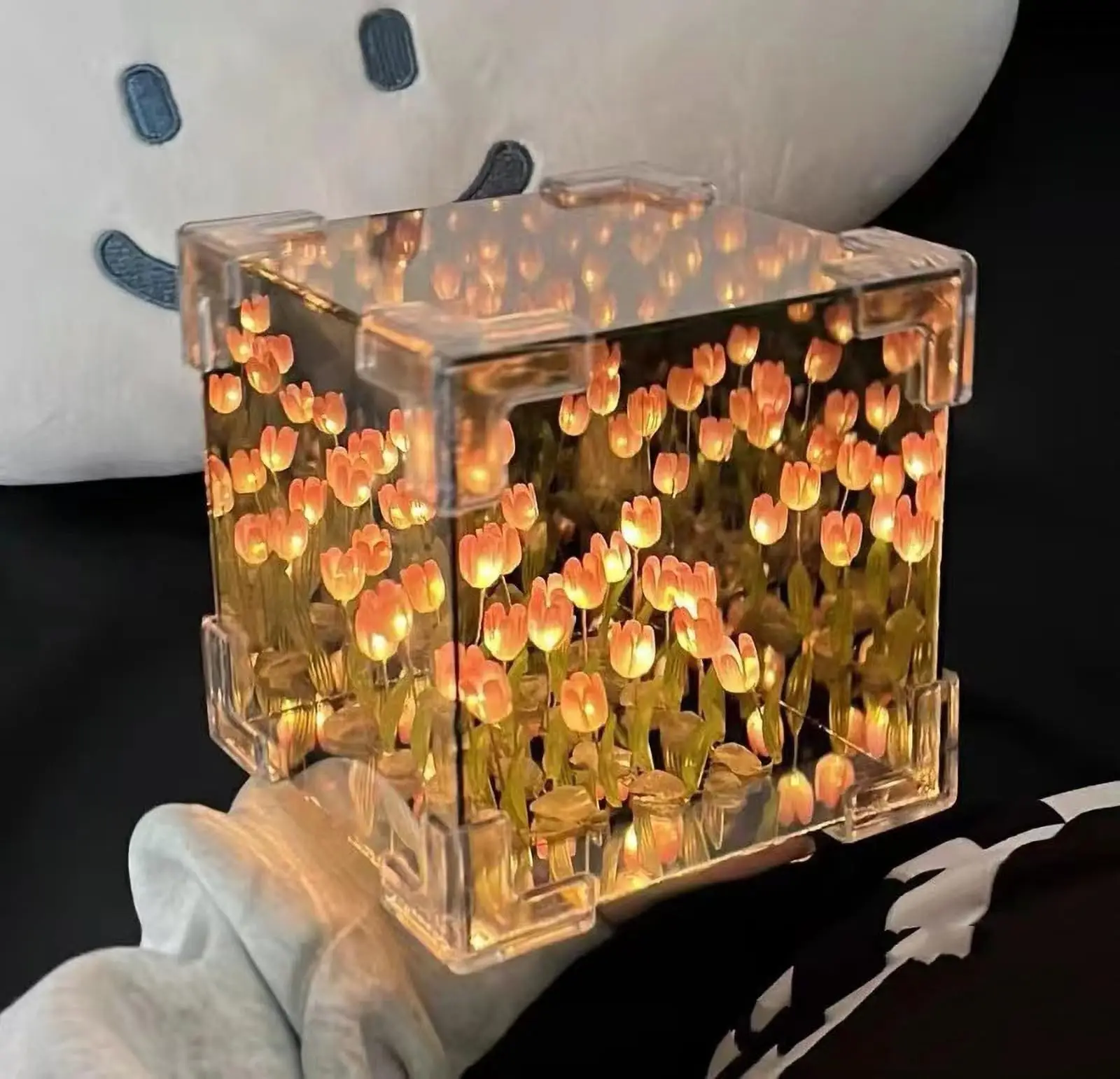 Tulip Night Light DIY Cube Tulip Mirror Lamp Led Decorative Nights Lamp for Bedroom Mirror Lamp Magic Cube Tulips Flower Table Lamp Nights Lamp for B