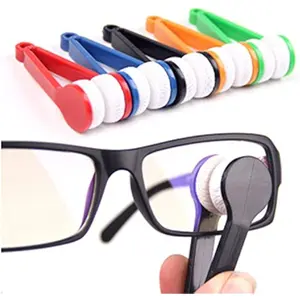 5 Pcs Mini Sun Glasses Eyeglass Microfiber Spectacles Cleaner Soft Brush Cleaning Tool Mini Microfiber Glasses Eyeglasses Cleaner Cleaning Clip (Random Color)