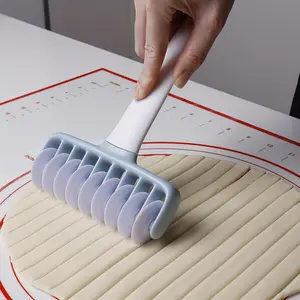 1pc, Pulling Mesh Roller Knife, Noodle Roller Knife, Cutting Strip Knife, Baking Tool, Rolling Pin