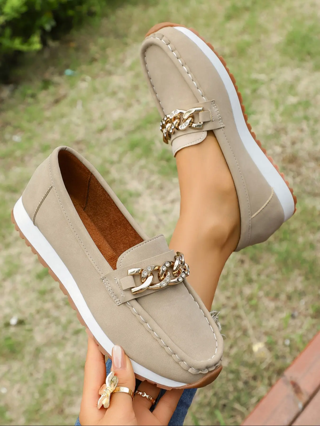 Women's Metal Chain Comfortable Lightweight PU Leather, Casual Trendy Flat, Slip-On Flats Driving Shoes, Casual Walking Shoes, Cute Business Formal Commuter Shoes Work, Chain Decorated Loafers, Casual Wear Shoe