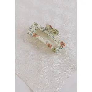 Botanical Beauty Claw Clip