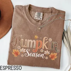 Comfort Colors Boho Fall Aesthetic Shirt, Retro Autumn Tshirt, Cute Autumn Shirt, Pumpkin Season Outfits, Cozy October Vibes, Halloween Gift