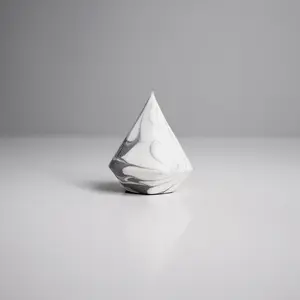 elvis+elvin | Diamond Makeup Sponge | Soft versatile