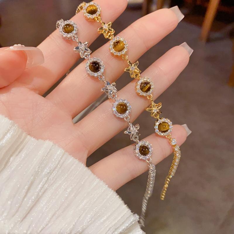 Vintage Zebra Tiger Eye Petal Bracelet for Women, Sparkling Zircon Inlay Luxury Dainty Wristband, Elegant Versatile Clavicle Chain Hand Jewelry Gift