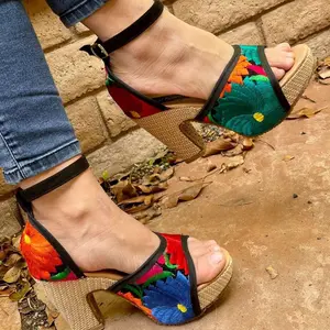Beautiful Mesoamerica, Mexican Footwear, Embroidered Sneakers, Made, Camian with comfort and flexibility