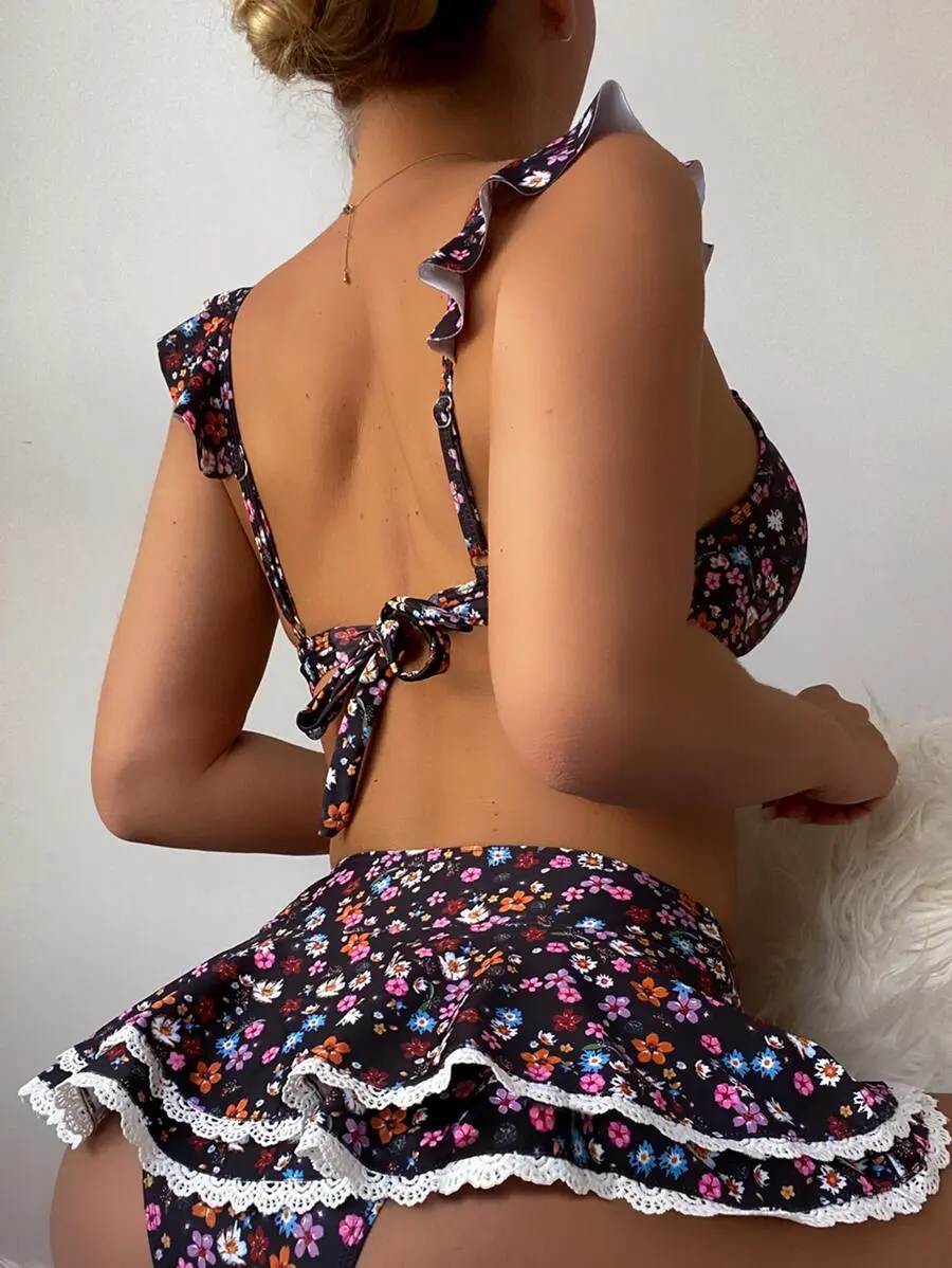 Summer Ditsy Floral Frill Trim Knot Front Bikini Set with Layered Skort!!!