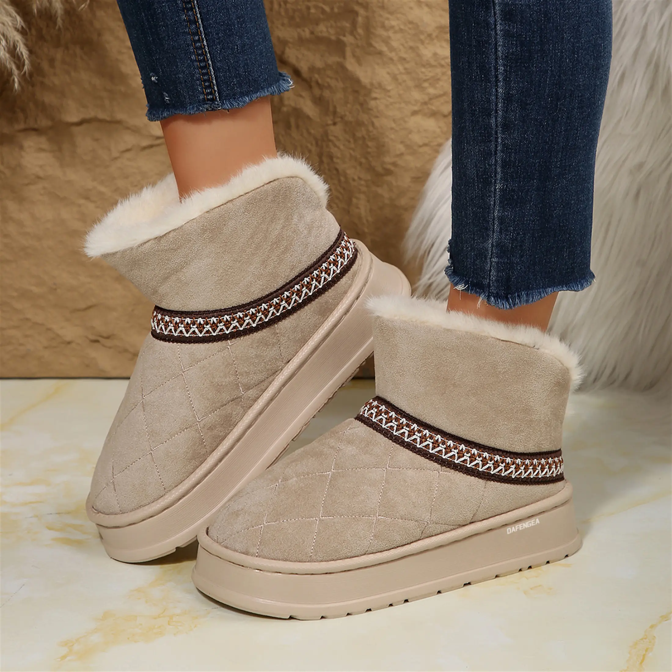 Trendy Women's Suede Snow Boots Lightweight Slip-On Waterproof And Anti-Slip Indoor Outdoor Shoes