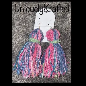Yarn earrings