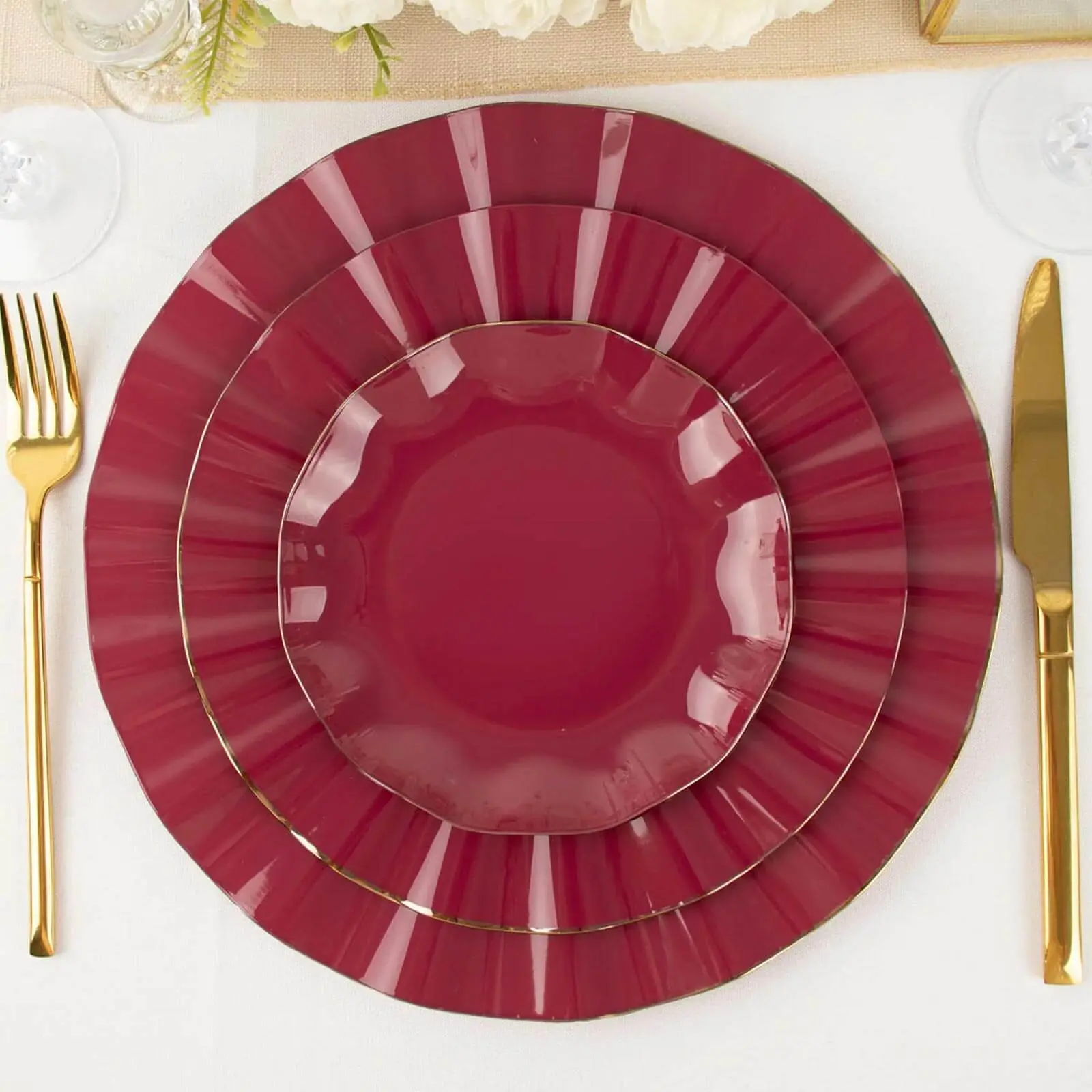 Disposable Plastic Round Dessert Plates, 10-Piece High-Quality 6 inches Burgundy Ruffled Edge with Gold Edging Heavy-Duty Tableware for Party, Birthday, Banquet Setup, Salads, Appetizers