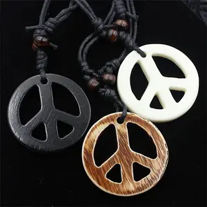 3Pcs Love Peace Sign Hippie Pendant Necklace Vintage Rope Chain Resin Peace Pendant 1960s 1970s Hippie Party Dressing Accessories Jewelry for Women Men