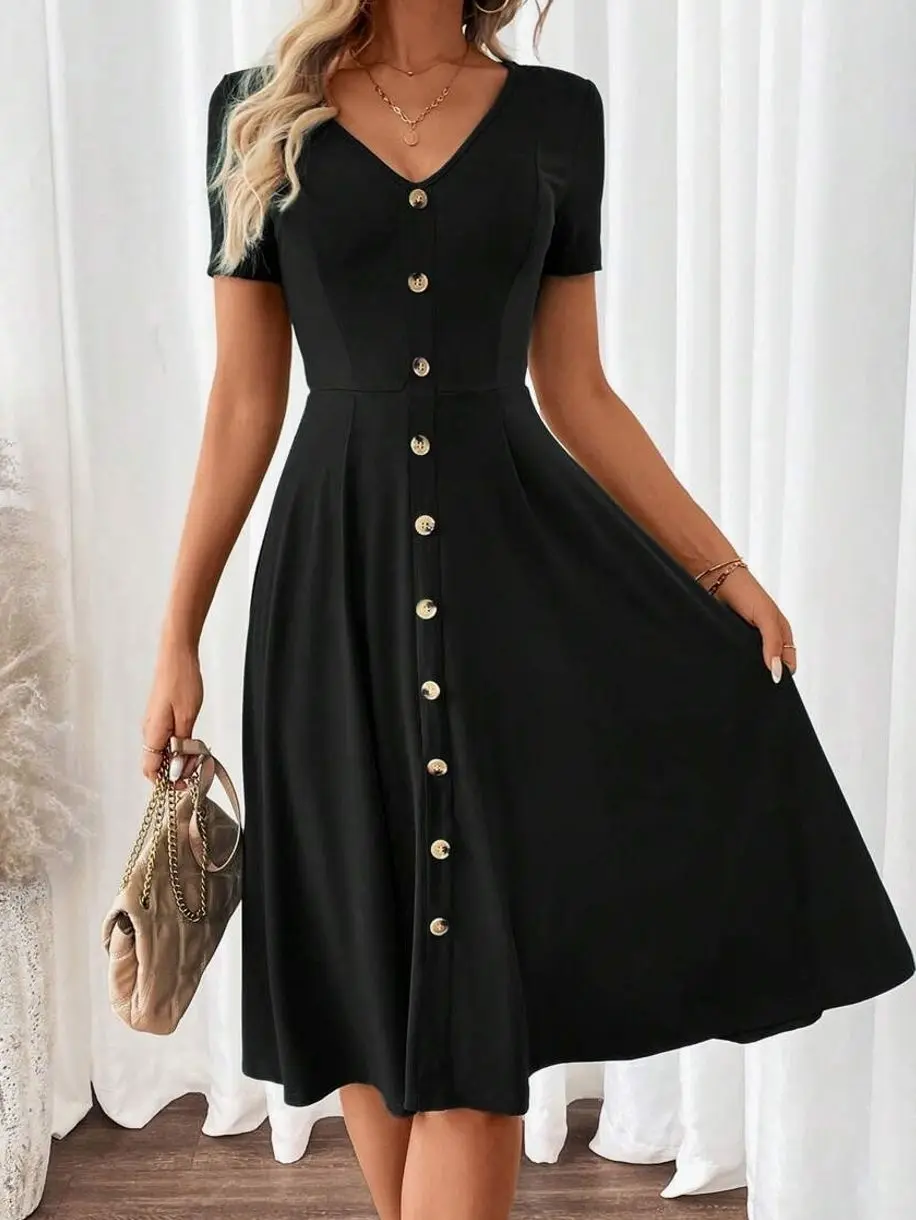 Women's Green A-Line Dress: V-Neck, Short Sleeve, Classic Elegant Style