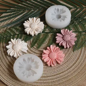 Sunflower Scented Candle Silicone Molds, Handmade Sun Flower Gypsum Figurine Soap Drip Mold, DIY Supplies for Candle Making