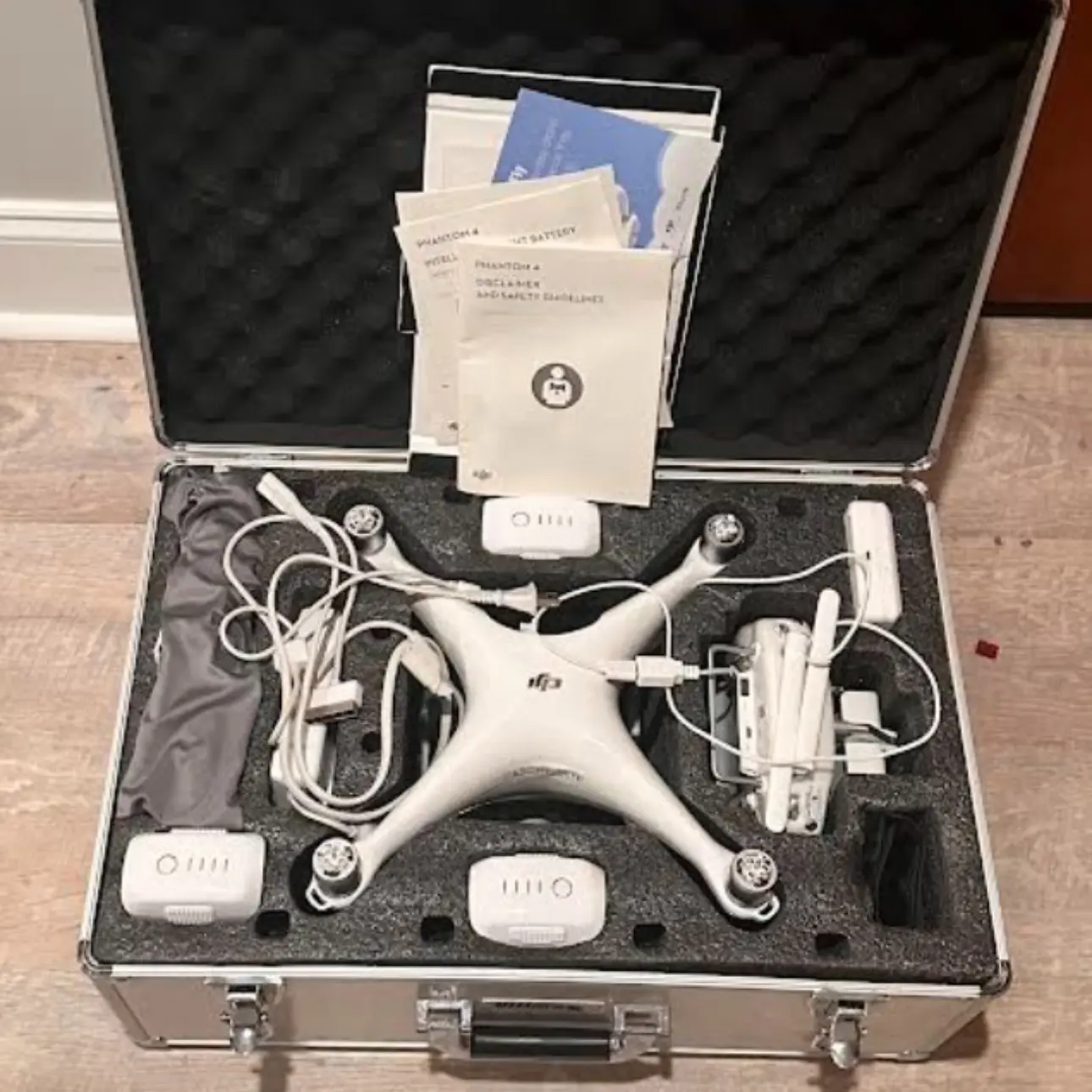 DJI Phantom 4 Drone Quadcopter W/ Remote, Blades, 3 Original Batteries