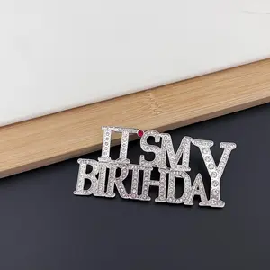 1pc Luxury English Letter Brooch, Fashion High-End Lapel Pin for Men & Women, Versatile Suit Decoration Accessory for Daily Wear, Perfect Holiday Birthday Gift & Birthday Party Decor