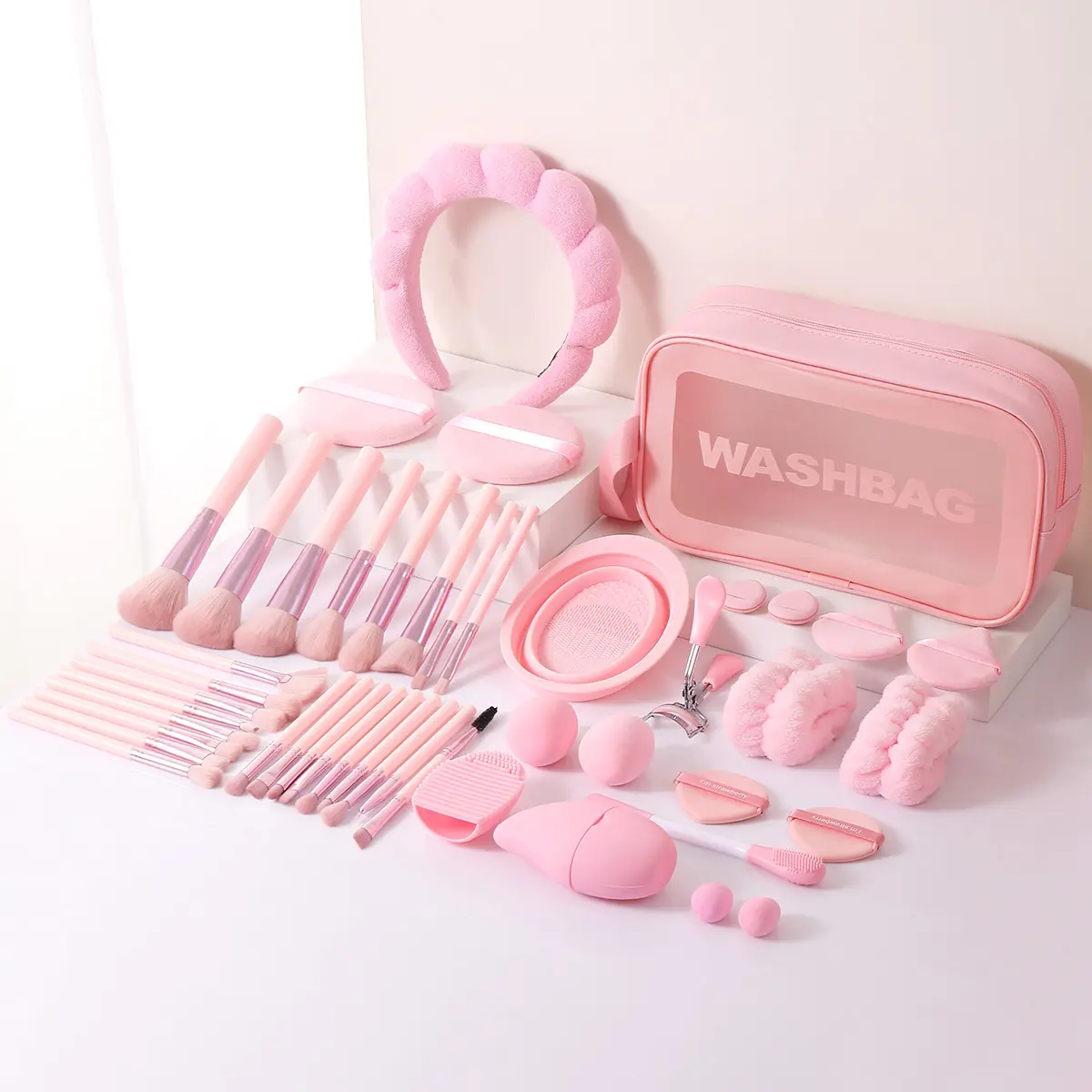 46Pcs Makeup Tool Sets,25Pcs Rose Gold Soft multi-functional makeup tool,Latex-Free Beauty eggs,Flocking  Puffs,Dual Silicone Clean Tools,Eyelash Curler,Cloud Plush Headband,Waterproof Transparent Washbag Complete Beginner Cosmetic Kit, Eyelash Curlers,