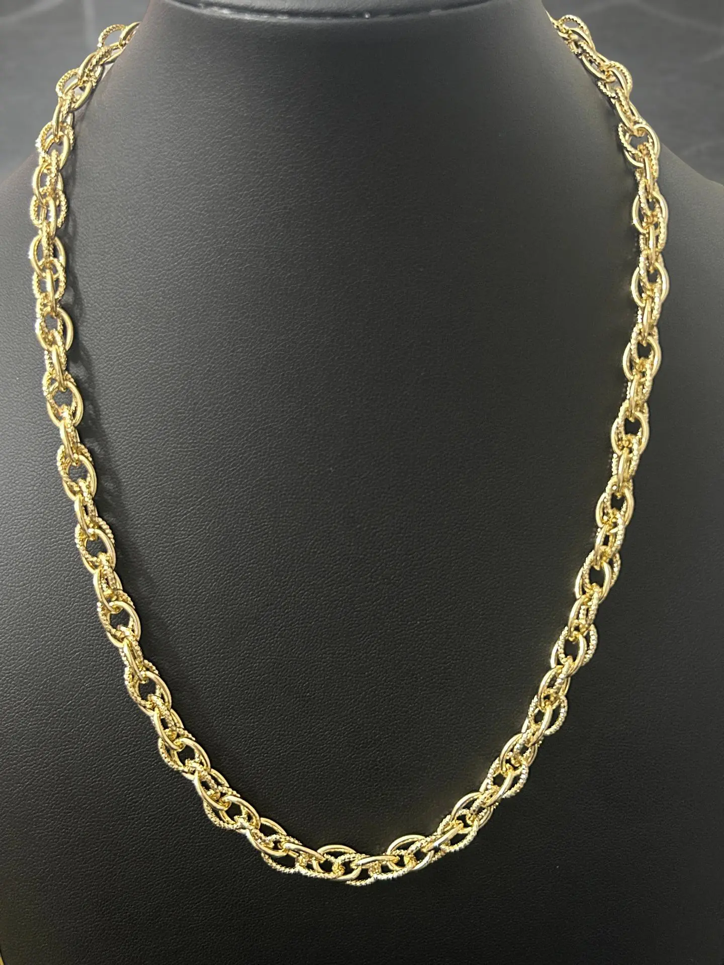 14k Gold 18-20in Circle Link Chain