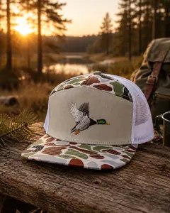 Mallard Duck Camo Trucker Hat – Embroidered Flying Duck Snapback Mesh Cap for Hunting, Fishing & Outdoor Adventures