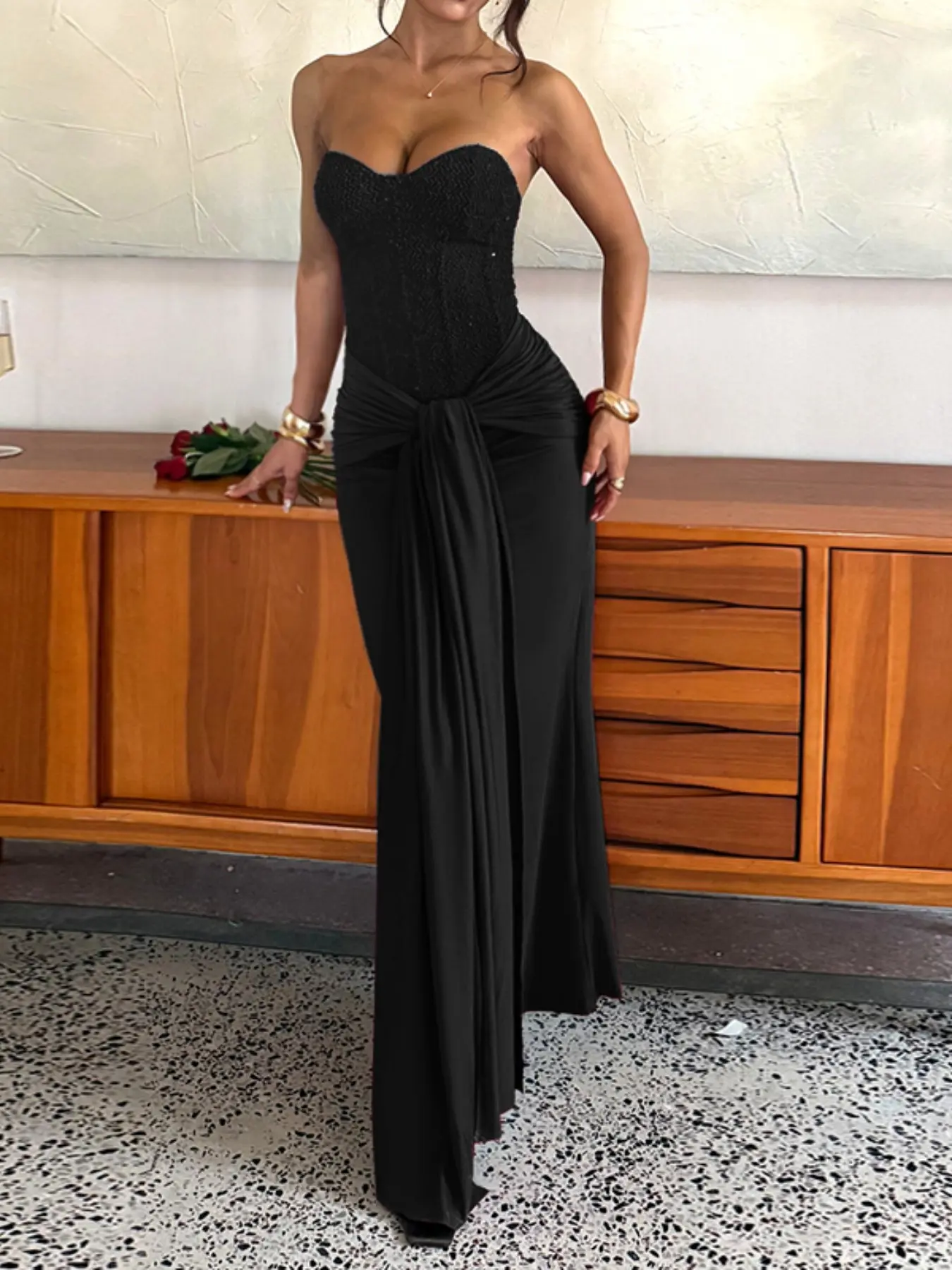 Elegant Women's Halter Neck Sleeveless Slim Dress with Draped Design,  Formal Wear, Perfect for Valentine's Day, Dates, Parties, Travel, Vacation  - TikTok Shop