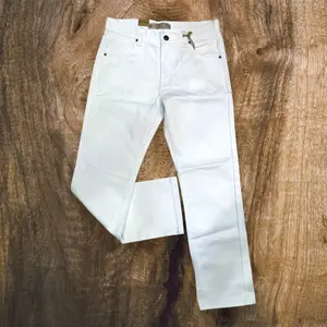 DP720 - Basic Color Denim Relaxed-Fit Jeans