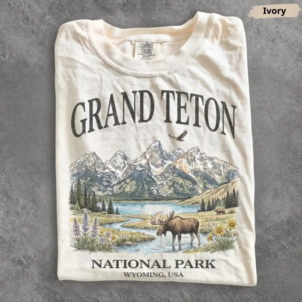 Comfort Colors Grand Teton National Park Vintage 90s T Shirt, Retro Wyoming Mountain Lake USA Nostalgia Moose Unisex Graphic Tee