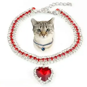 Comfortable collar Diamond Heart Pet Collar   Sparkling  Necklace for Puppies & Kittens - Viral Bling Breakaway Jewelry for Cats/Dogs w/ Adjustable Safety Chai
