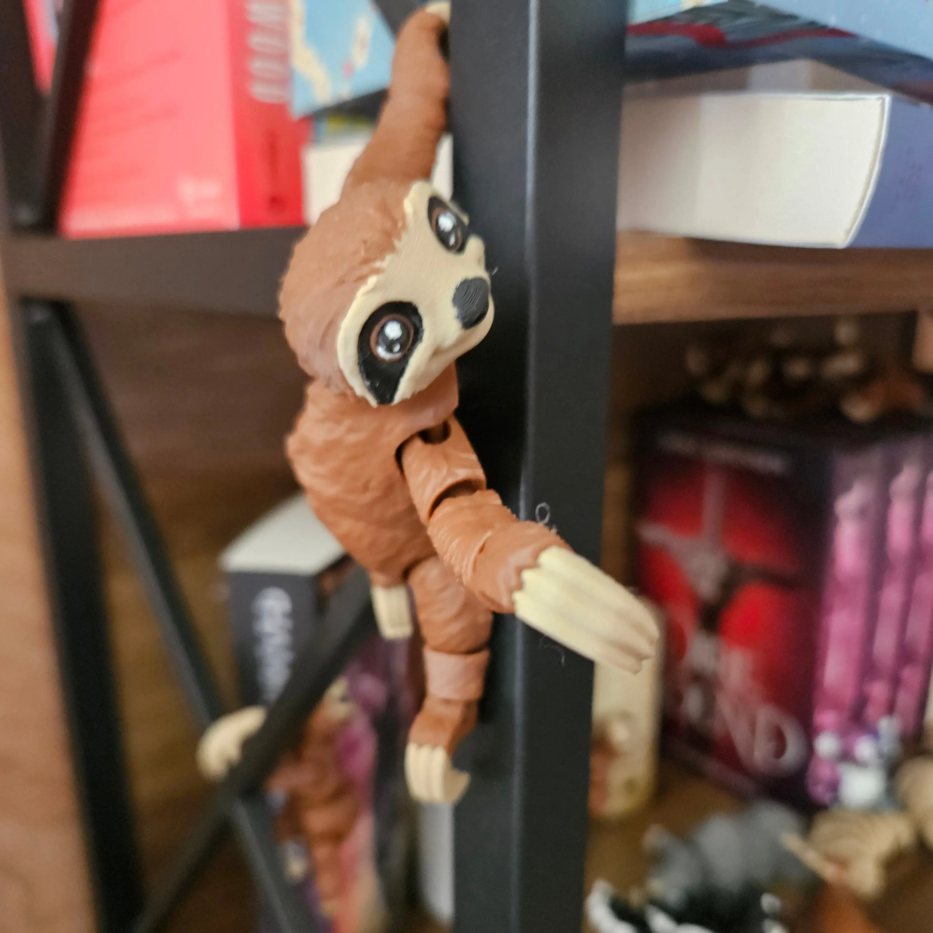 Approx. 6" 3D Printed Adorable Sloth Figurine - Flexible Articulated Fidget Toy, Posable Joints, Lightweight Home Decor Ornaments, Shelf/Desk Companion, Unique Variations Guys Gifts for Home Supplies