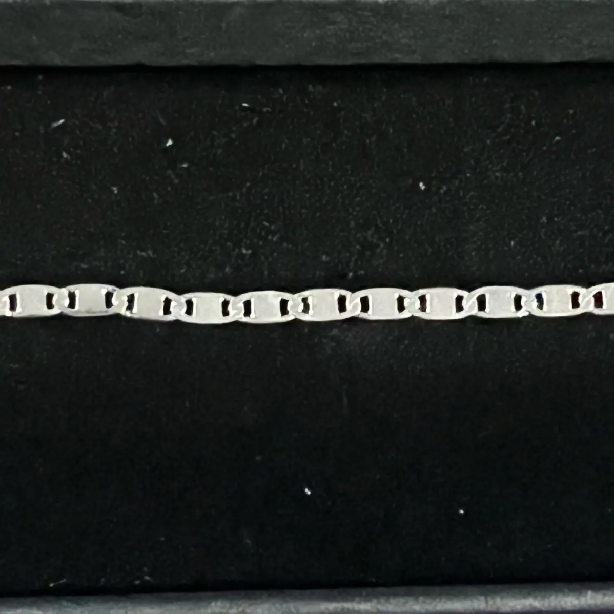 Julia Flat link Bracelet