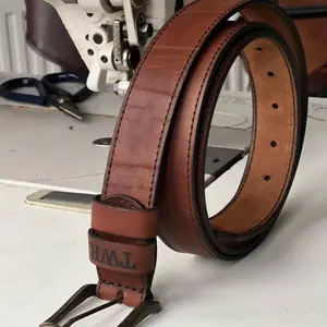 Personalized Groomsmen Gift, Groomsman Belts, Personalized Leather Gifts for Groomsmen, Anniversary Gift, Wedding Belt, Grooms Leather Belt