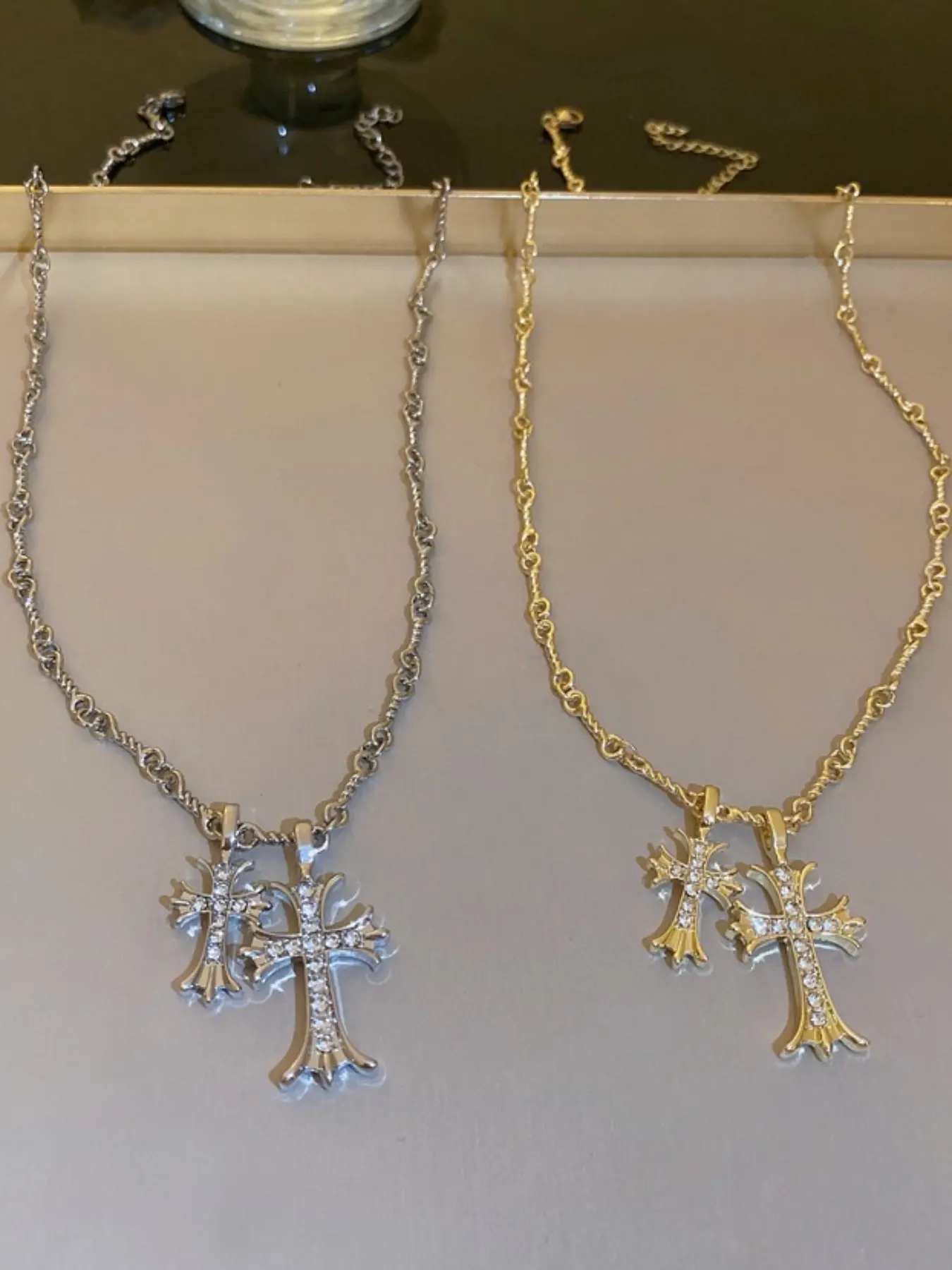 2 Piece Set Embellished Cross Necklace Couple Set, Clavicle Chain Pendant Unique Jewelry, Exquisite Jewelry Gift, Ethnic Pattern Design Jewelry Accessories