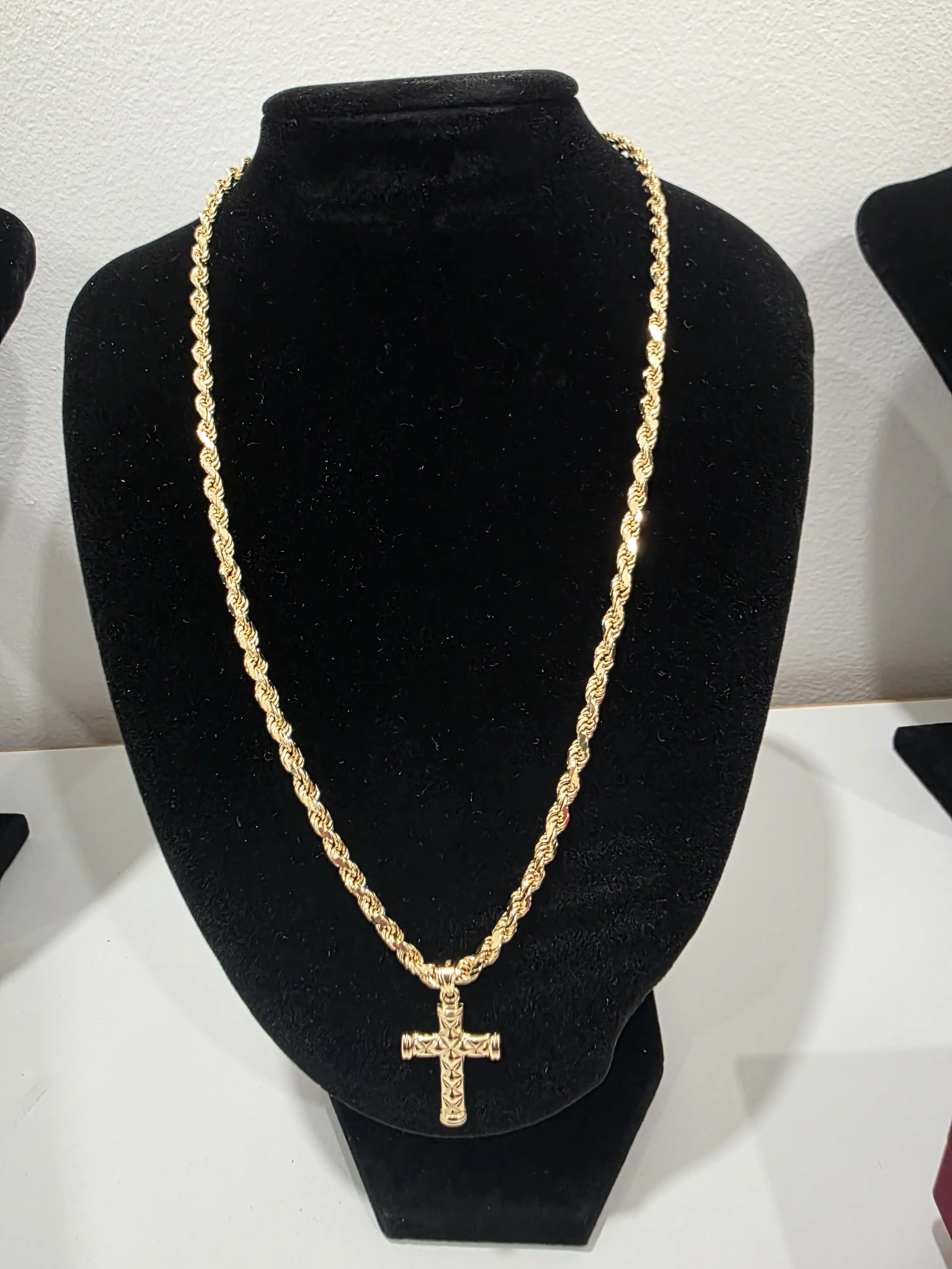 14k Gold, 20" Rope chain with cross pendant