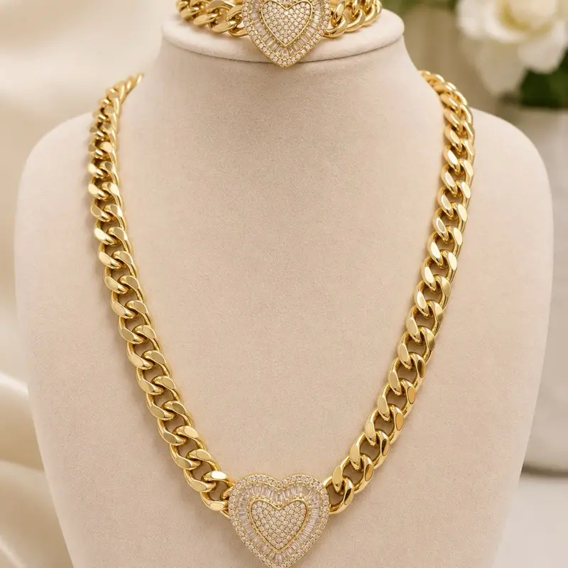 Female Alloy Heart Shaped Necklace Set, Elegant Cuban Necklace Chain with Pendant, Daily