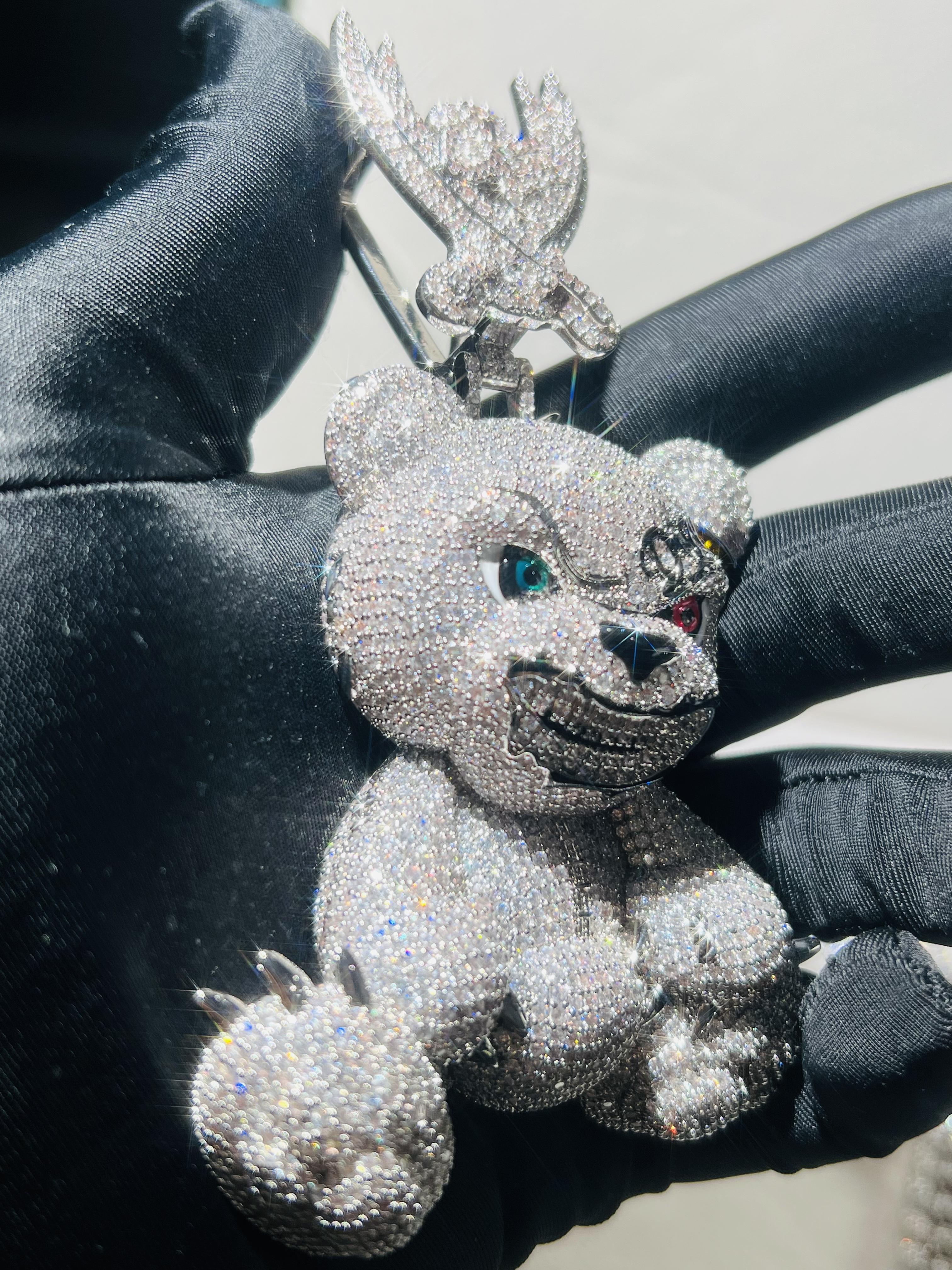 Retro Style Chilled Teddy 3D Luxury Personalized Custom Bear Pendant Silica Diamond Pass Tester Gold-Plated Luxury Pendant Jewelry