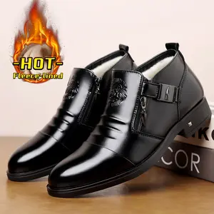 Men’s Stylish High-Top Boots with Lion-Head Embossing & Side Zipper | Winter Warm Fleece Lined Faux Leather | Fashionable & Versatile for Any Occasion | Non-Slip Rubber Sole Black Shoes | Valentine’s Day Gift for Him | Fathersdaygift botas para hombres