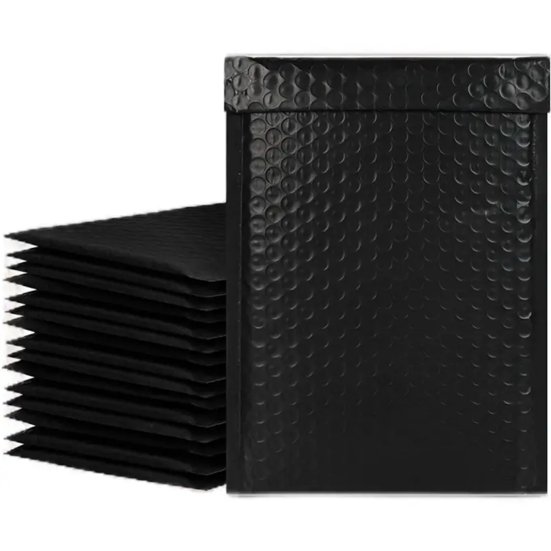 NFL Graded Cards Black Bubble Mailer Bags - Single Pack for Basic Mailing Needs - Simple and Direct Product Focus