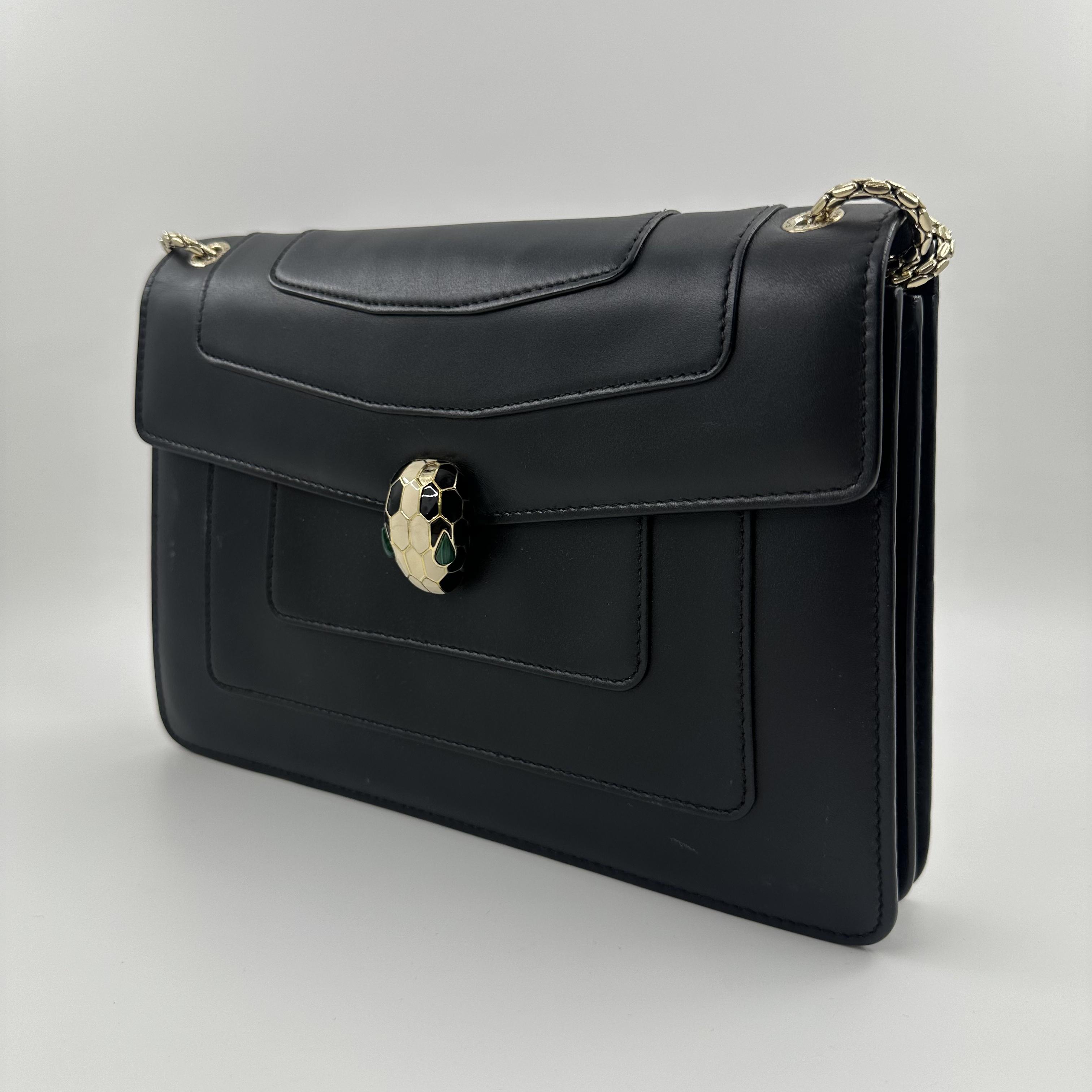 Pre-owned Bvlgari leather small messenger shoulder bag