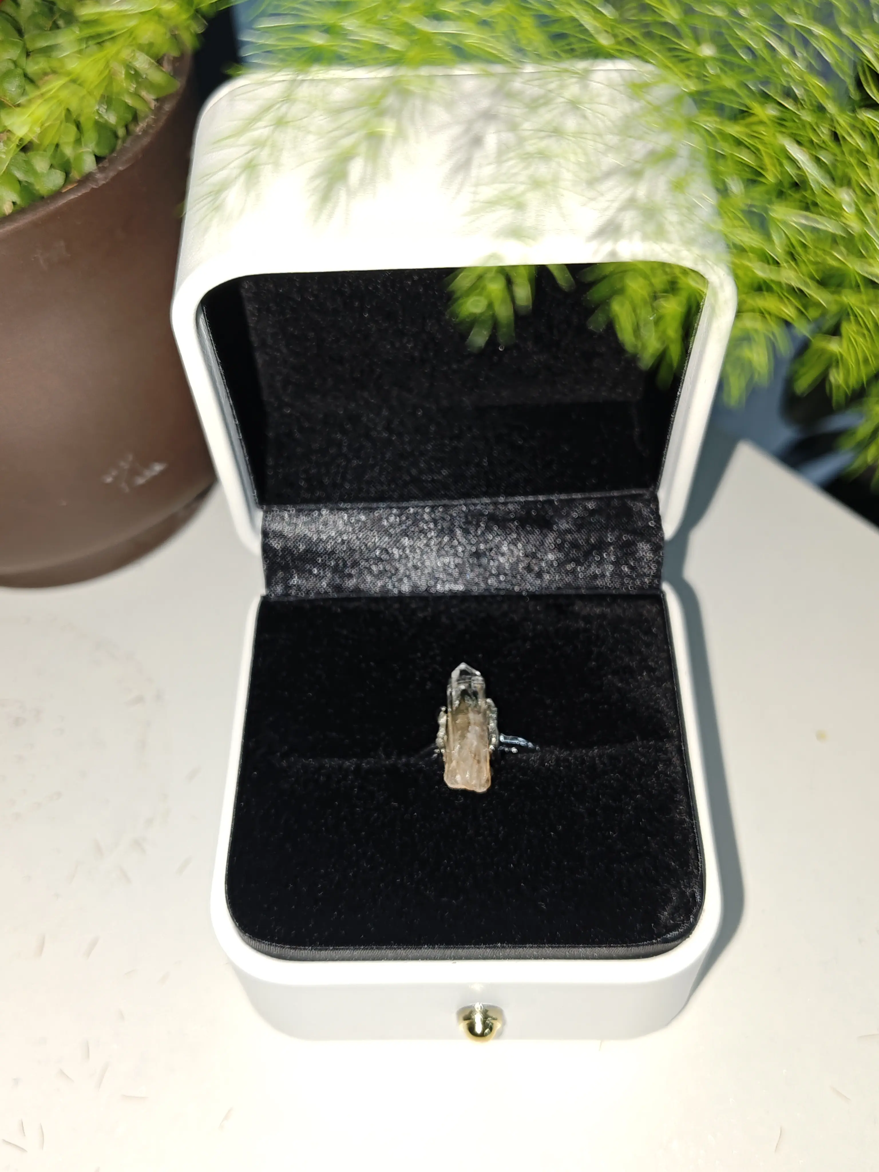 Lia(16977)gc.Rutilated Quartz Point