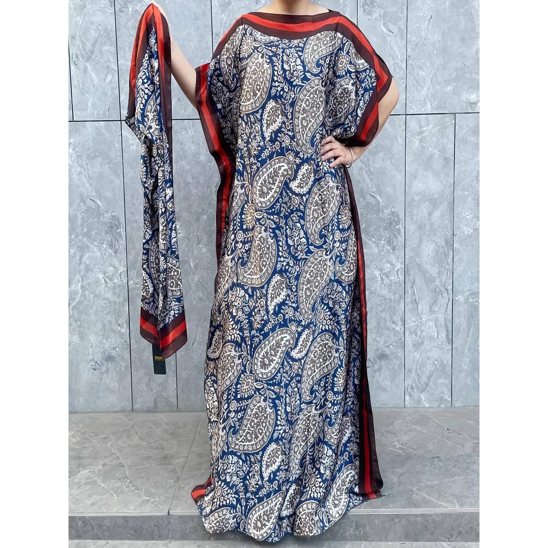 Elegant Plus Size Turkish Kaftan Dress with Matching Scarf - Navy Blue Paisley Pattern, Batwing Sleeves, Round Neck, Polyester, All-Season Loose Fit,