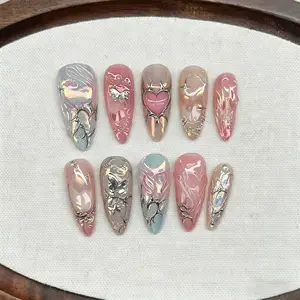 Sweet Cool Girl Style Aurora Wearable Nails, Silver Heart Butterfly Nail Tips, Medium Almond Shape, Removable False Nails