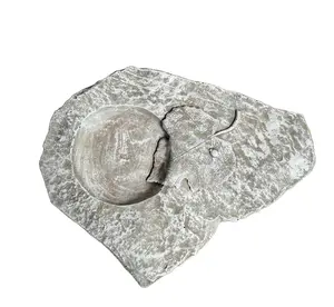 Solid Rock Stoneworks Slate Leaf Feeder/Bird Bath, Marble Tone Concrete, Garden Decor