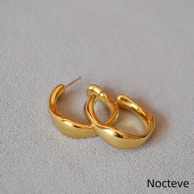 Women’s Retro Hong Kong Style C-Shape Geometric Brass Stud Earrings, Minimal Metallic High-End Daily Stackable Ear Jewelry For Ladies